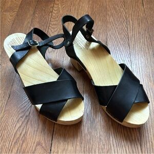 Charlotte Stone Clog Shoes Nikki model/style, Black/tan, Women's 40 (9-9.5)